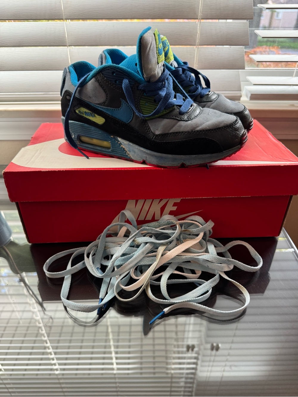Nike Air Max 90 Youth Size 6.5